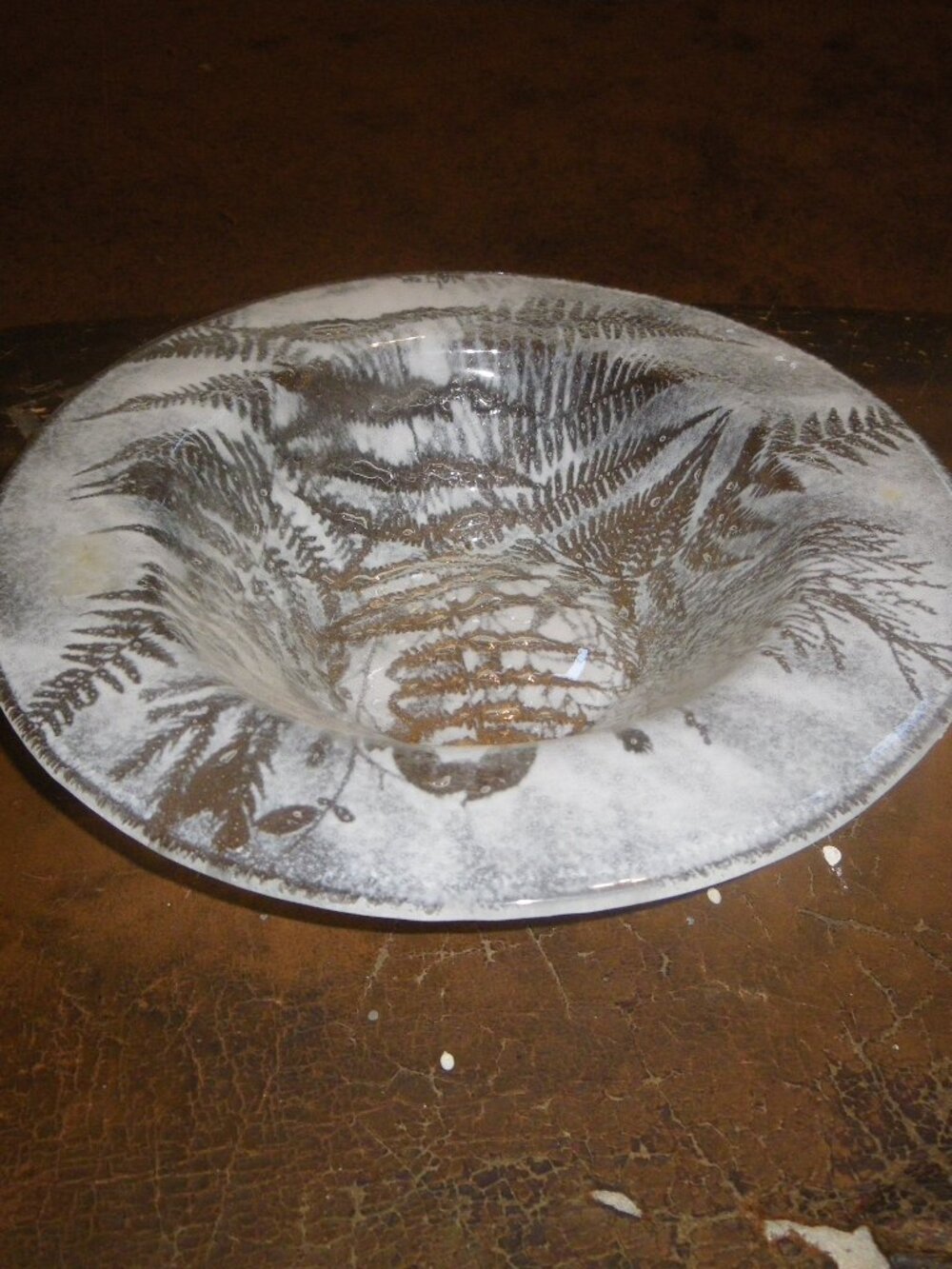 Vintage Frosted Glass Bowl w/ Ferns Plant Design